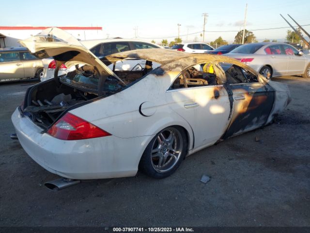 2007 MERCEDES-BENZ CLS-CLASS WDDDJ72XX7A089278 Photo 3