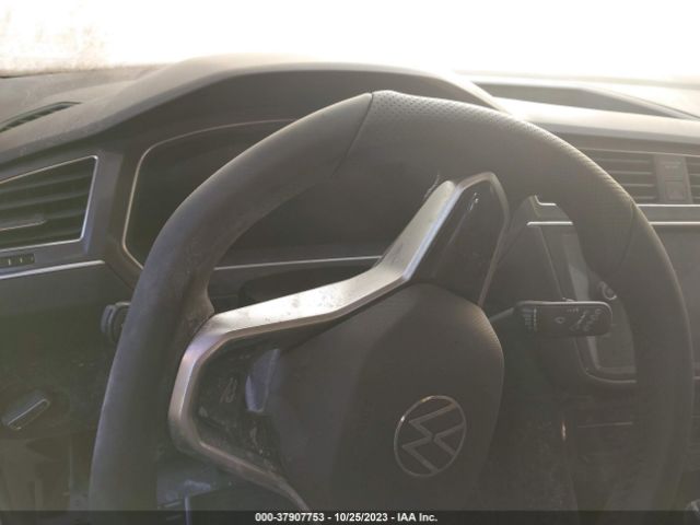 3VVCB7AX1PM121656 Volkswagen Tiguan 2.0t Se R-line Black