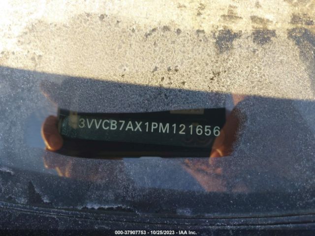 3VVCB7AX1PM121656 Volkswagen Tiguan 2.0t Se R-line Black