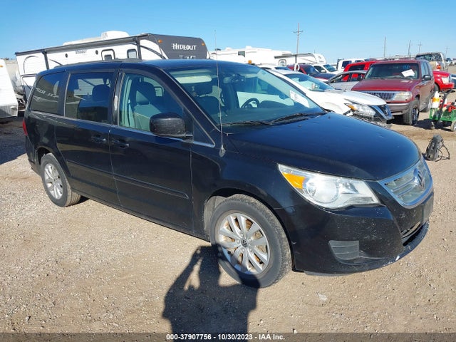 2013 VOLKSWAGEN ROUTAN SE W/RSE & NAVIGATION VIN: 2C4RVABG7DR723929