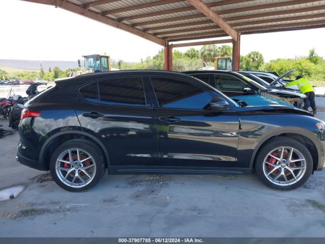 ZASFAKNN3J7B76743 Alfa Romeo Stelvio Ti Sport Awd