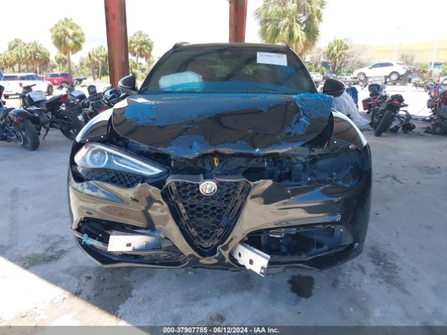 ZASFAKNN3J7B76743 Alfa Romeo Stelvio Ti Sport Awd