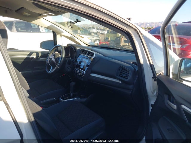 Honda FIT LX 2017 JHMGK5H51HS020116 Image 5