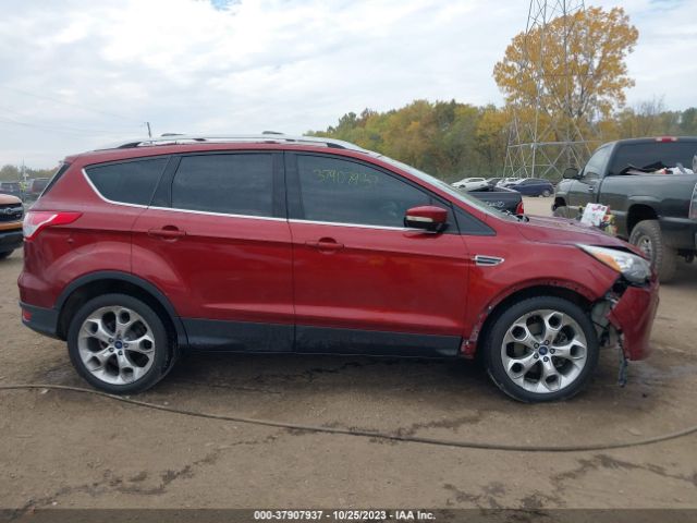 1FMCU0J99EUA20791 Ford Escape Titanium
