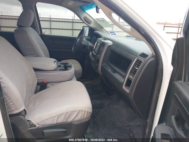 1C6RR7KT1MS555666 RAM 1500 Classic Tradesman