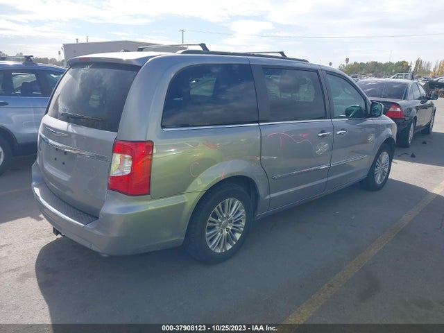 2C4RC1CG4FR589386 Chrysler Town & Country Touring-l