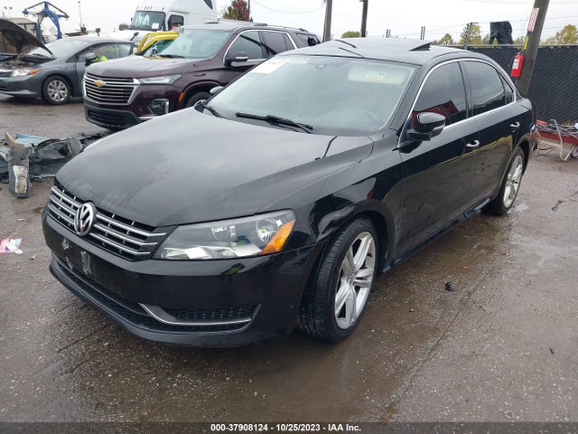 1VWBV7A36FC084860 Volkswagen Passat 2.0l Tdi Se W/sunroof