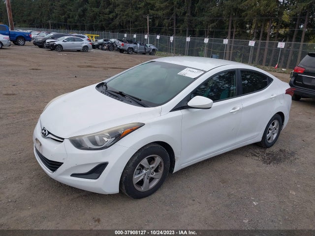 Hyundai ELANTRA SE 2015 5NPDH4AE7FH562744 Image 2