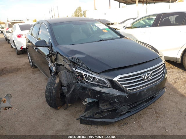 2016 HYUNDAI SONATA VIN: 5NPE24AF1GH392459