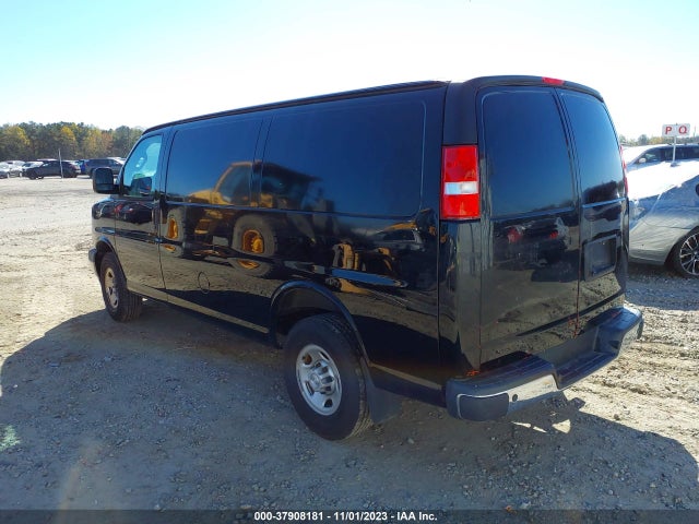 Chevrolet EXPRESS CARGO VAN 2019 1GCWGAFP8K1228292 Image 3