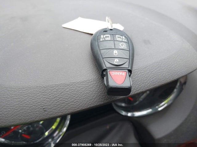 2013 CHRYSLER TOWN & COUNTRY TOURING VIN: 2C4RC1BG9DR696447