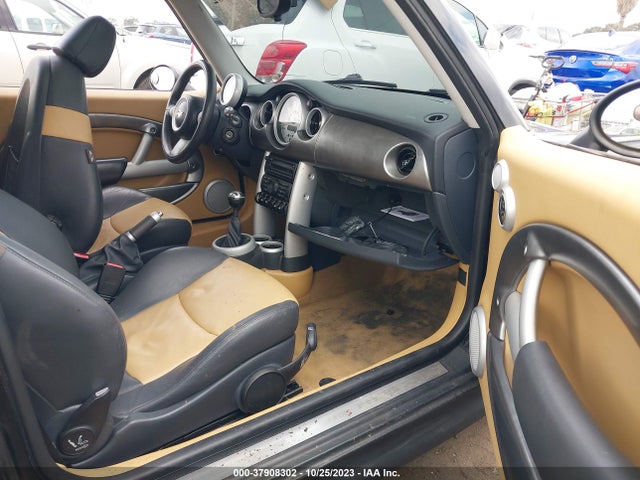 2005 MINI COOPER HARDTOP WMWRE33465TD91444 Photo 4