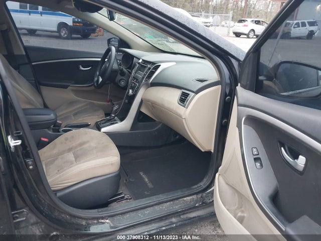 Hyundai ELANTRA GT 2016 KMHD35LH5GU321344 Image 5