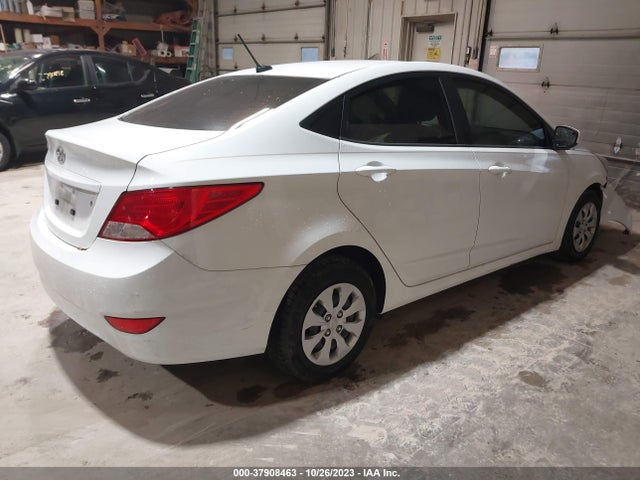 Hyundai ACCENT SE 2016 KMHCT4AE5GU160699 Image 4