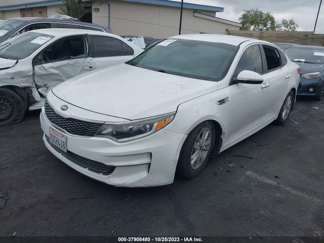 KIA Optima Lx 2016 5XXGT4L31GG086625 Image 2