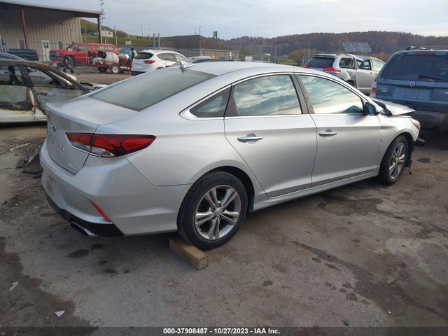 2018 HYUNDAI SONATA SEL VIN: 5NPE34AF9JH657908
