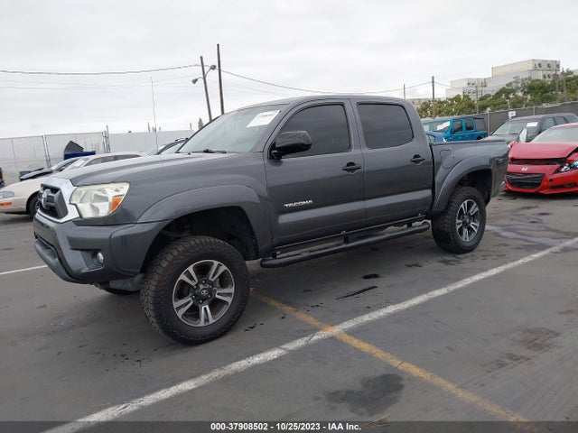 Toyota Tacoma Prerunner 2014 3TMJU4GN4EM171355 Image 2
