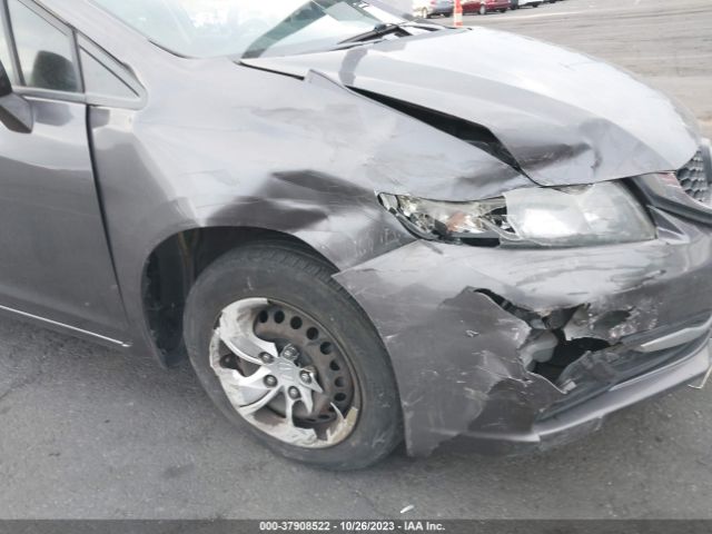 19XFB2F55FE247081 Honda Civic Sedan Lx