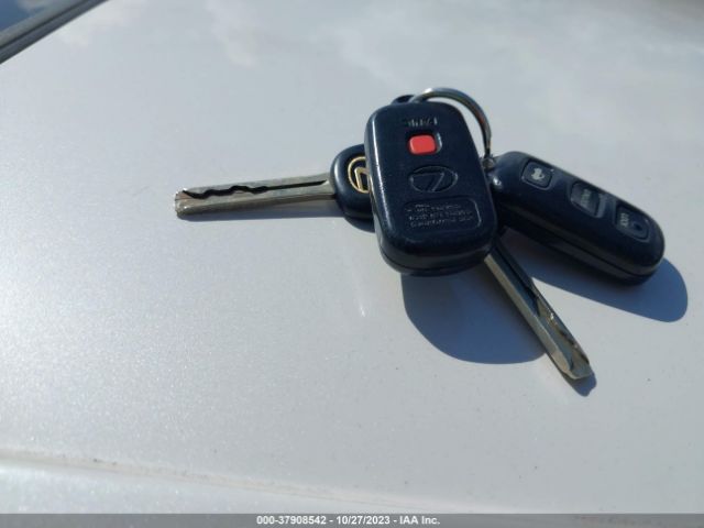 1995 LEXUS LS JT8UF22E1S0010297 Photo 10