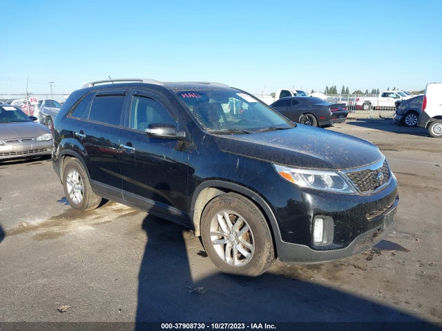 2015 KIA SORENTO LX VIN: 5XYKT4A64FG582360