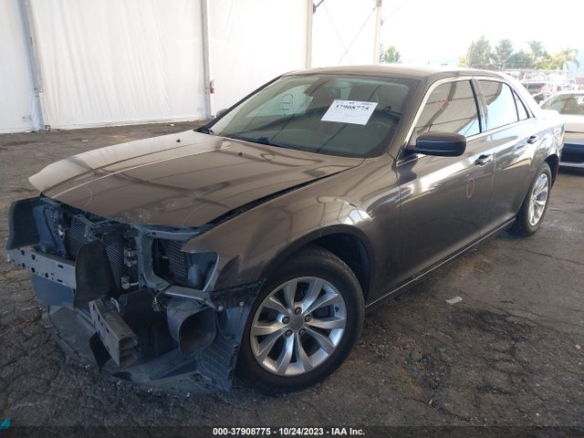 2C3CCAAG9FH931210 Chrysler 300 Limited