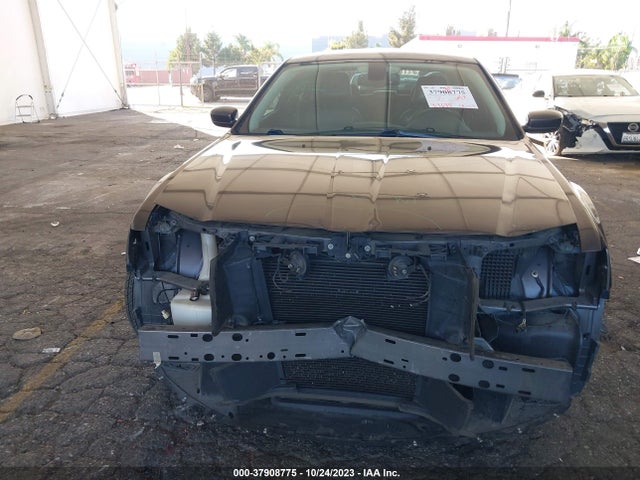2C3CCAAG9FH931210 Chrysler 300 Limited