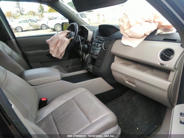 2013 HONDA PILOT TOURING VIN: 5FNYF4H92DB015554
