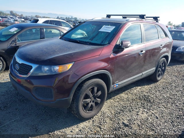 2013 KIA SORENTO LX VIN: 5XYKTDA2XDG318831