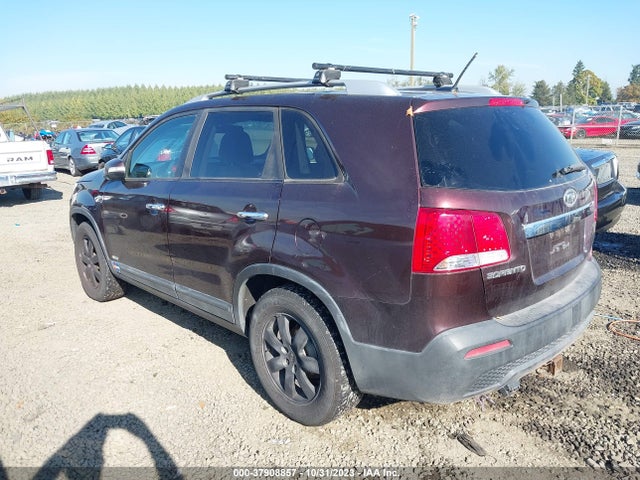 2013 KIA SORENTO LX VIN: 5XYKTDA2XDG318831