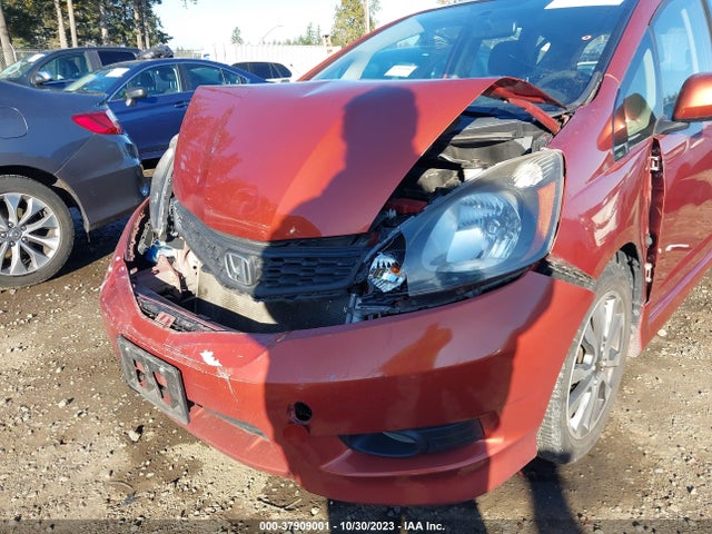 2012 HONDA FIT SPORT VIN: JHMGE8H53CC004477