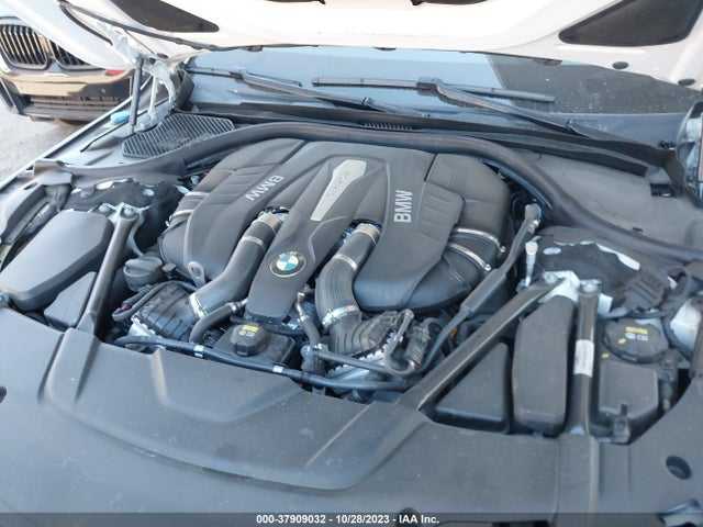 WBA7F0C34HGM21660 BMW 750i