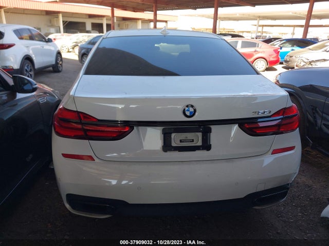 WBA7F0C34HGM21660 BMW 750i