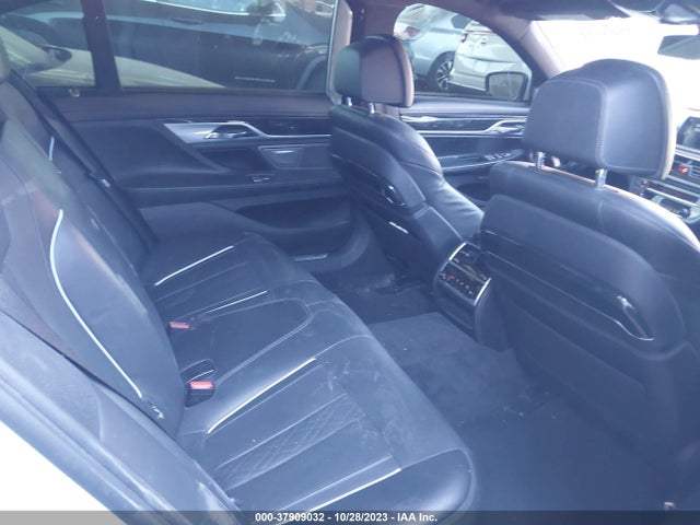 WBA7F0C34HGM21660 BMW 750i