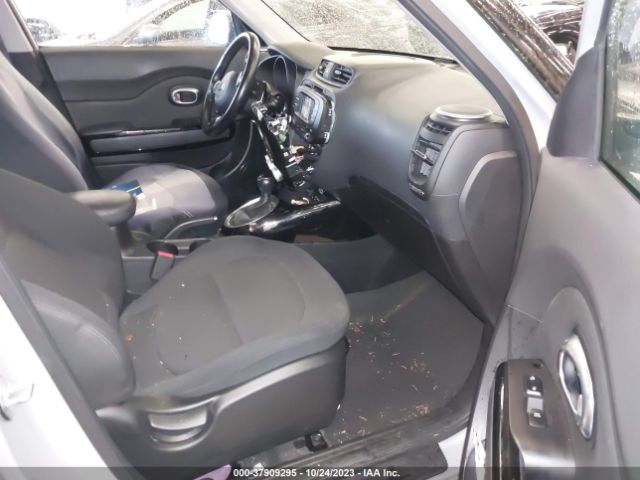 KNDJX3A51E7702838 KIA Soul !