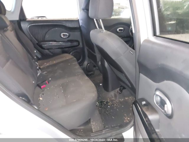 KNDJX3A51E7702838 KIA Soul !