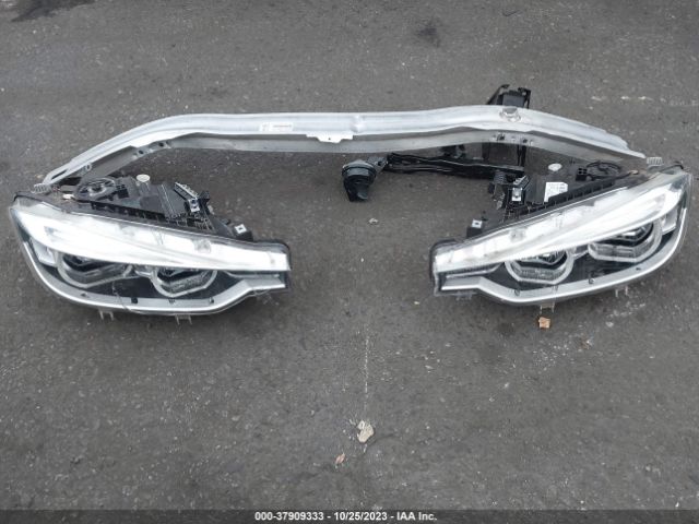 WBA8B9C53JEE81584 BMW 330I
