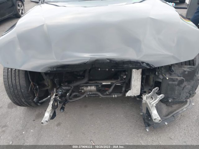 WBA8B9C53JEE81584 BMW 330I