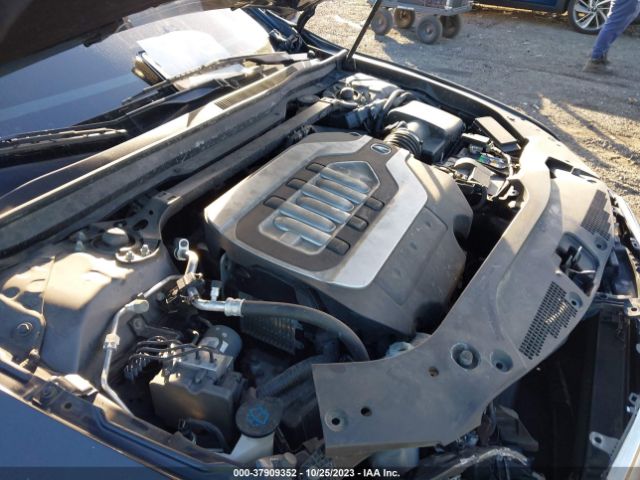 JH4KC1F95EC007087 Acura RLX