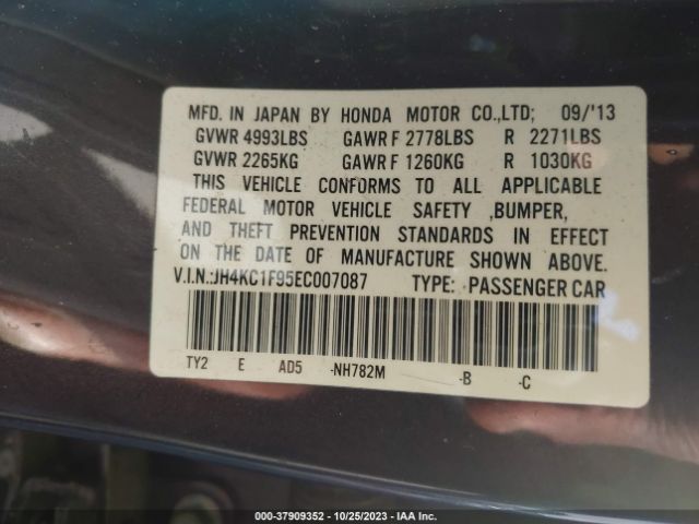 JH4KC1F95EC007087 Acura RLX