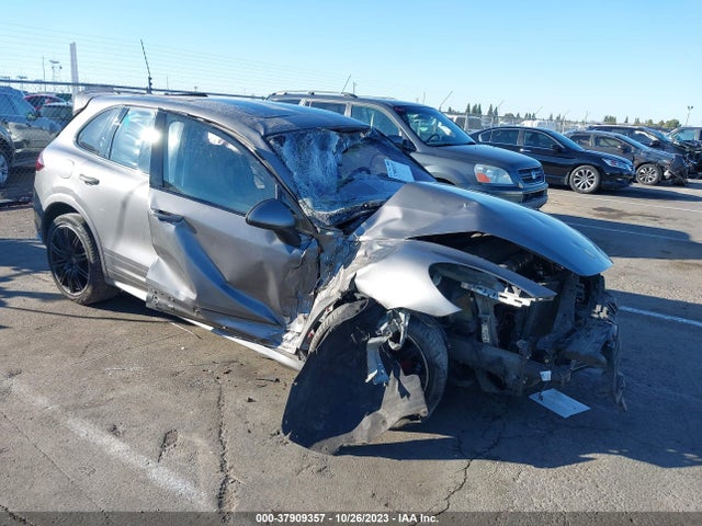 2013 PORSCHE CAYENNE WP1AD2A20DLA70122 Photo 0