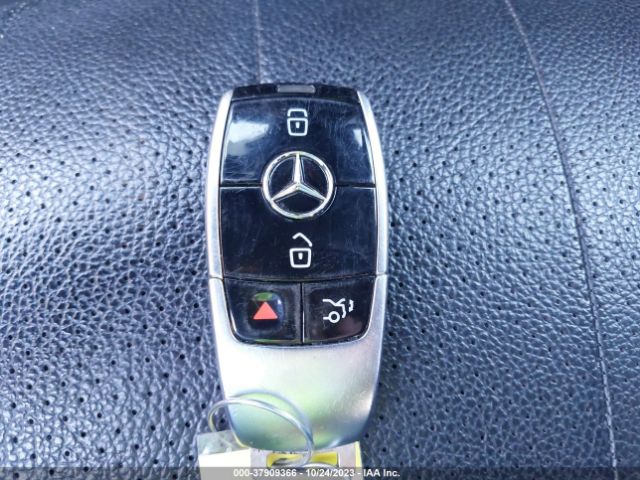 WDDZF4JB8KA527090 Mercedes-Benz E-class E 300
