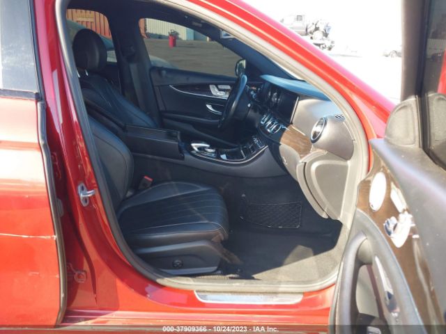 WDDZF4JB8KA527090 Mercedes-Benz E-class E 300