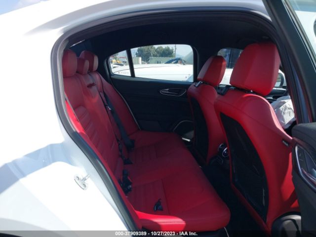 2023 ALFA ROMEO GIULIA ZARFAMAN2P7674103 Photo 7