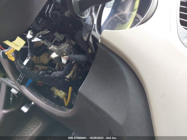 2013 HYUNDAI SANTA FE SPORT VIN: 5XYZU3LB6DG114756