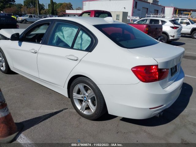 WBA3A5C50FF611034 BMW 3 Series 328i