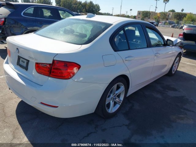 WBA3A5C50FF611034 BMW 3 Series 328i