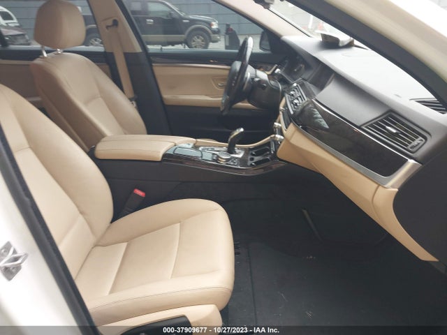 2016 BMW 528I XDRIVE VIN: WBA5A7C50GG152443