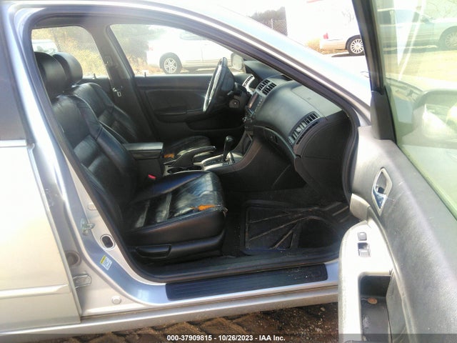 2004 HONDA ACCORD SDN EX VIN: 1HGCM56704A139257
