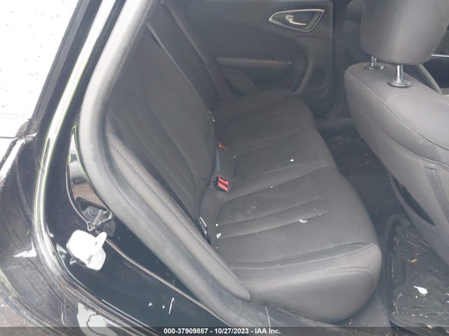 Chrysler 200 Limited 2015 1C3CCCAB6FN721445 Image 8