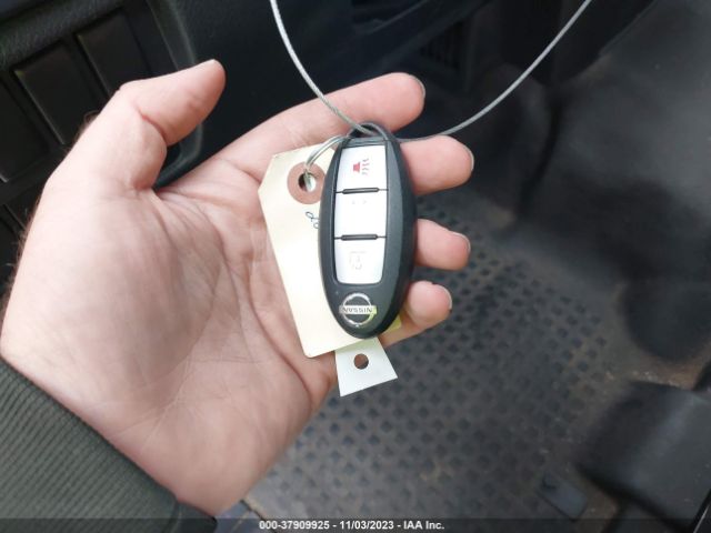 1N6AA1EC3LN502533 Nissan TITAN S